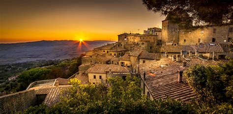 Why the Imposing, Fortified, Etruscan Town of Volterra in Tuscany ...