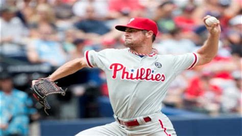 Cole Hamels, 3 Phillies relievers no-hit Braves - ABC7 New York