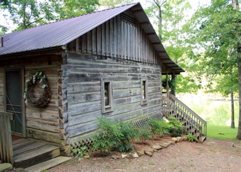 Camping Cabin with Swim Pier on Smith Lake near Cullman, Alabama