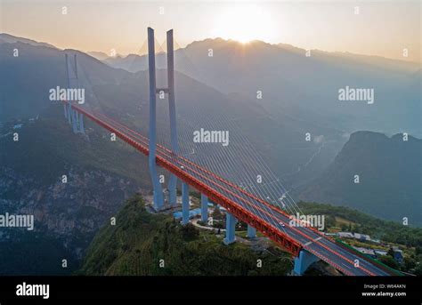 The beipanjiang duge bridge hi-res stock photography and images - Alamy