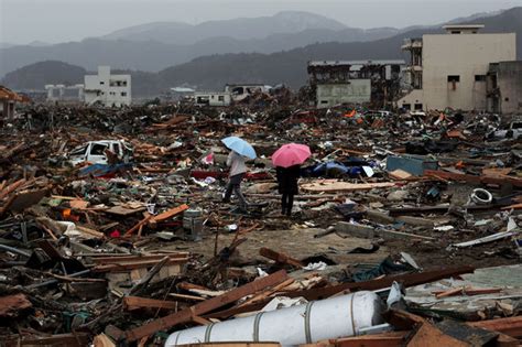 Japan earthquake: Tokyo rocked by 6.4 magnitude quake in Far East's ...