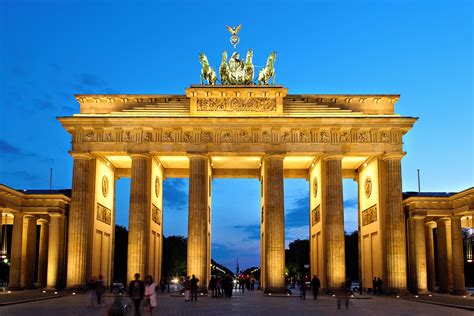 Porte de Brandebourg à Berlin : L'histoire d'un emblème