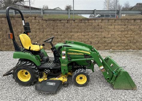 John Deere 2305 Attachments (Specs) - Equipment Ready for Use