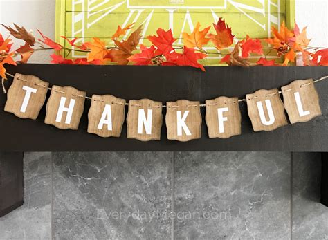 Easy to Make Free Printable Thankful Banner | Everyday Megan