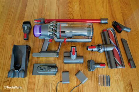 Dyson V11 Outsize Cordless Vacuum Cleaner Review - The Good and Bad ...