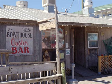 Boathouse Oyster Bar — Florida Beach Bar