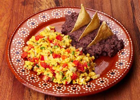 Huevos Con Chorizo Mexicano