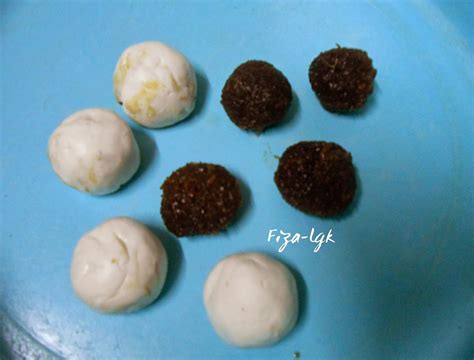 KUIH TEPUNG BUNGKUS | Fiza's Cooking