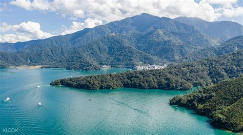 Sun Moon Lake Day Tour: Shuiwatou Trail, Xiangshan Visitor Center ...