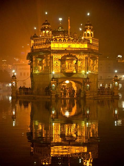 Golden Temple views at night: in photos | Condé Nast Traveller India