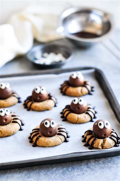 Peanut Butter Spider Cookies with Lindt Lindor Chocolate Truffles - the ...