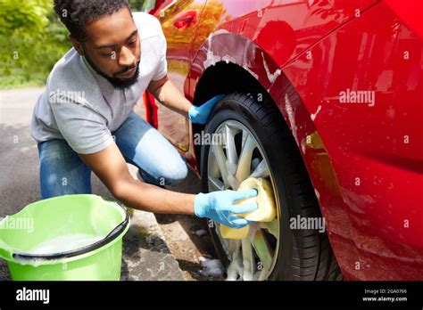 Washing car sponge bucket hi-res stock photography and images - Alamy