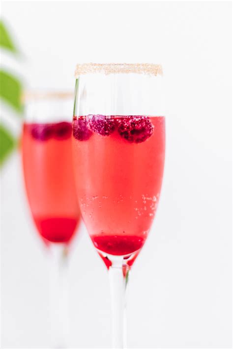 Raspberry and sparkling wine cocktail | Cravings Journal