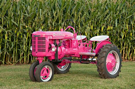 1942 Farmall B - Antique Tractor Blog