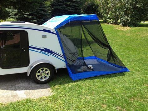 The TailVeil Is a Tent That Attaches To The Back of Your SUV or Minivan ...