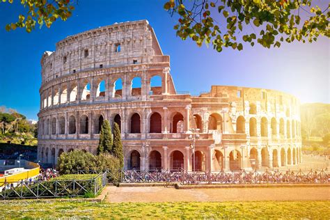 Ancient Colosseum Underground Tour with Gladiator's Arena, Roman Forum ...