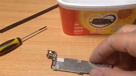 How To Repair iPhone 5 Water Damage - YouTube