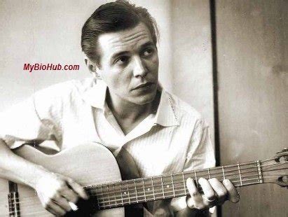 Antônio Carlos Jobim Biography - Wiki, Age, Country - MyBioHub