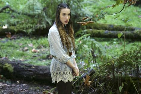 ‘Once Upon a Time in Wonderland’ Recap: ‘Who's Alice’