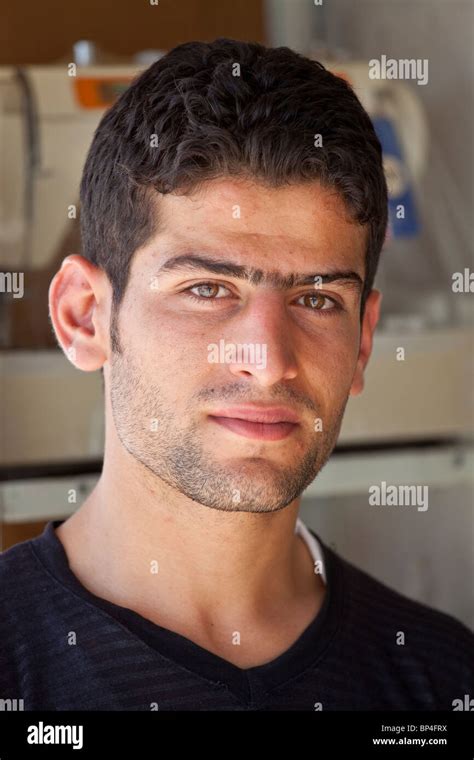 Kurdish Iraqi man in Dohuk, Kurdistan, Iraq Stock Photo - Alamy