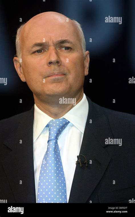 IAIN DUNCAN SMITH MP.CONSERVATIVE PARTY LEADER.TCONSERVATIVE CONFERENCE ...