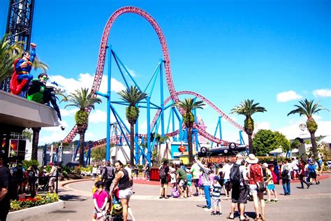 7 Best Theme Parks on the Gold Coast | Man of Many