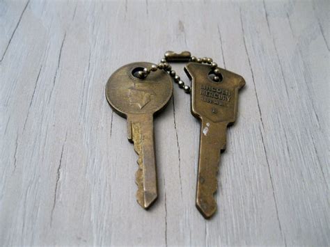 Vintage Brass Lincoln Mercury Car Keys - Vintage Automobile Keys ...