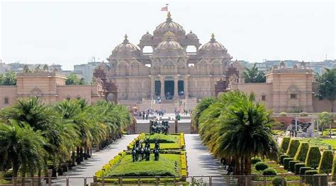 Akshardham Temple, Delhi - Architecture, Exhibitions, Attractions