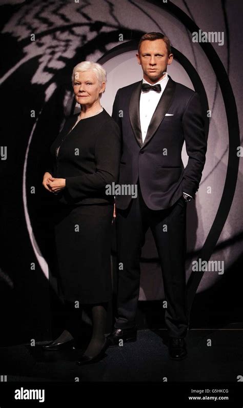 Daniel craig skyfall judi dench hi-res stock photography and images - Alamy