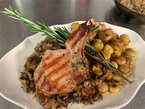 Veal Chops With Rosemary & Mushroom Cream Sauce