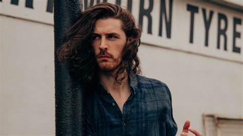 Hozier Returns With The Grand 'Movement' — And Announces A New Album ...