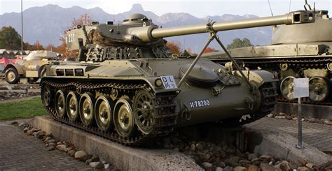 The French AMX-13 Tank - TankNutDave.com