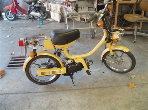 Yellow Yamaha QT50 Yamahopper (SOLD) — Detroit Moped Works ...