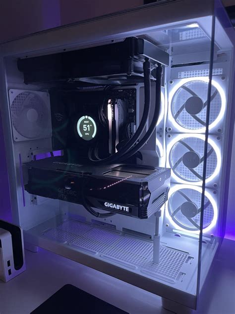 CAM keeps reverting to default colours : r/NZXT