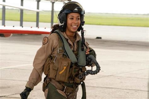 After 110 Years of Aviation, Navy Gets Its First Black Female Fighter ...