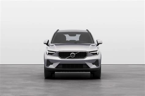 2023 Volvo XC40 Revealed with a Mid-Cycle Refresh - 2023 / 2024 New SUV