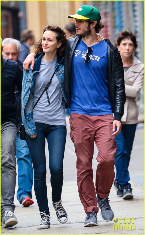 Leighton Meester & Adam Brody Are the Cutest Couple in NYC!: Photo ...