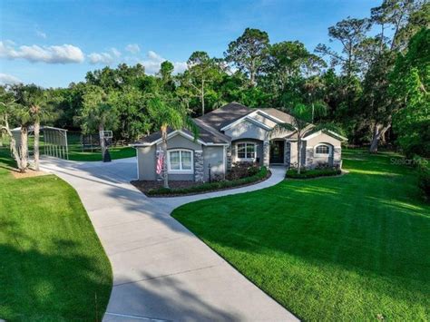 Luxury riverfront homes for sale in Deltona, Florida | JamesEdition