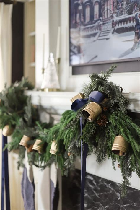 How to Hang a Christmas Mantel Garland + Video | Christmas mantel ...