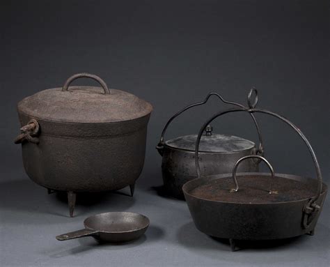 18th,19th Century Cast Iron Cooking Pots | Chicken kitchen, Asian ...