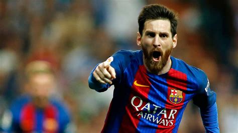 Lionel Messi agrees new Barcelona deal until 2021 | Football News | Sky ...