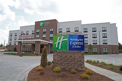 HOLIDAY INN EXPRESS & SUITES MONROE AN IHG HOTEL - Updated 2024 Prices ...