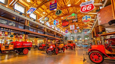 Gasoline Alley Museum holiday rentals, CAN: holiday houses & more | Vrbo