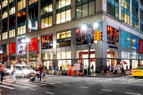 10 Best Shopping Malls In New York S Most Popular And Department Stores ...