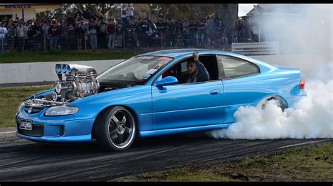 Blown Holden Monaro burnout IN-CHARG - fullBOOST