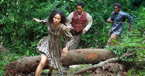 Review: In ‘Underground,’ Antebellum Slaves Plan Their Escape - The New ...