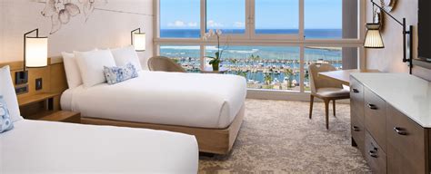 Oceanfront Harbor Room | Prince Waikiki