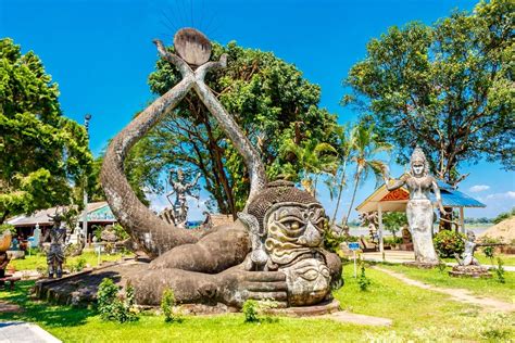 Top 10 Temples in Laos You Must See AT LEAST ONCE