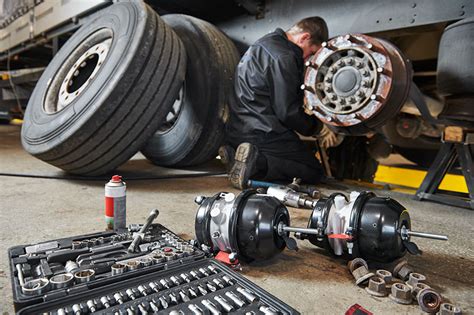 Truck Tire Repair near Las Vegas, NV: Call Us to Send Our Crew