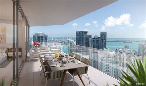 One River Point, Luxury Waterfront Condos in Miami, Florida 33130